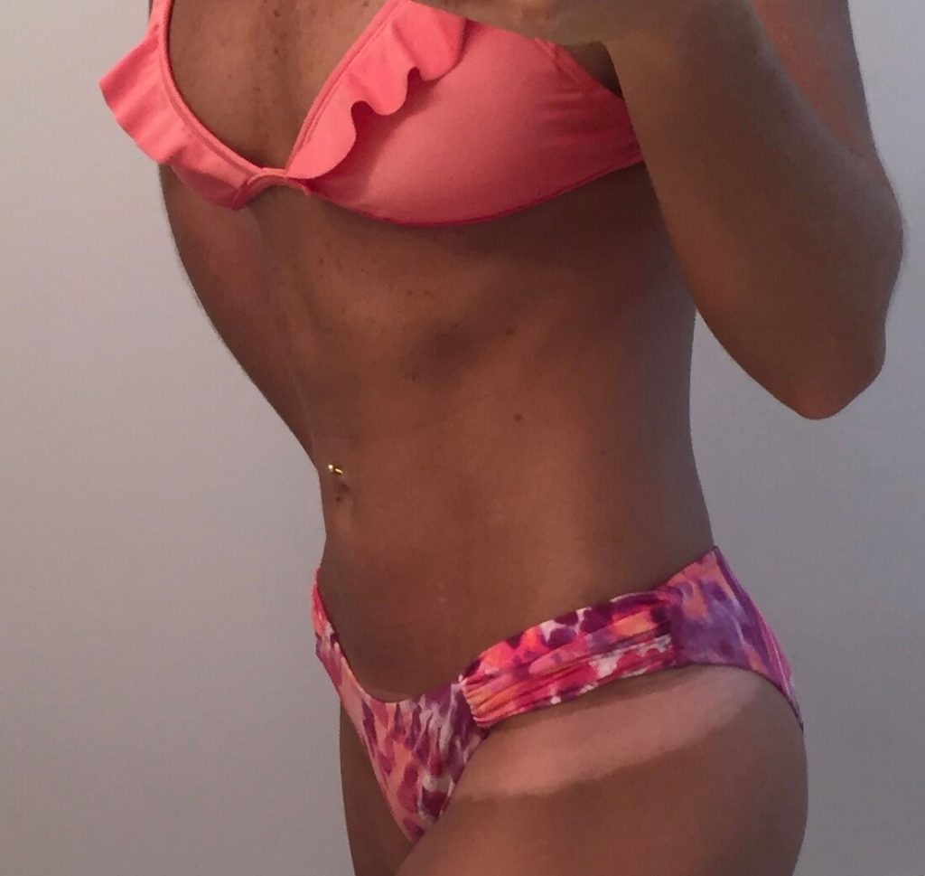 sexy-spray-tan-luxe-airbrush-tanning